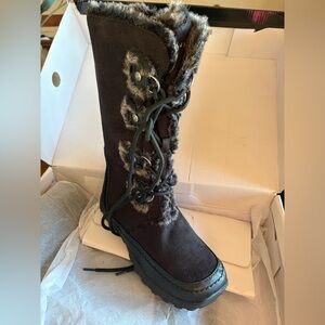 Nine West Black Faux Fur Winter Boots